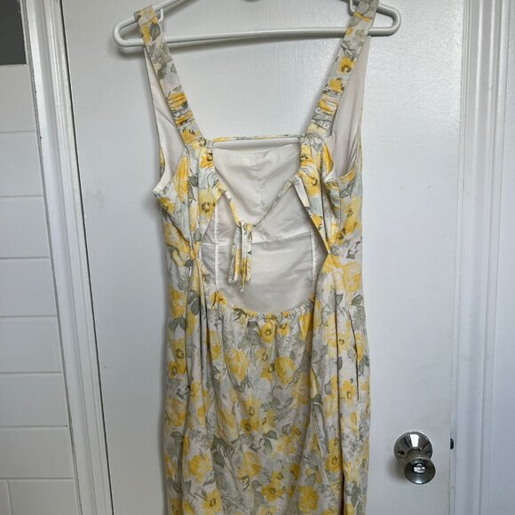 Hollister Linen-Blend Structured Mini Dress - Picture 6 of 6